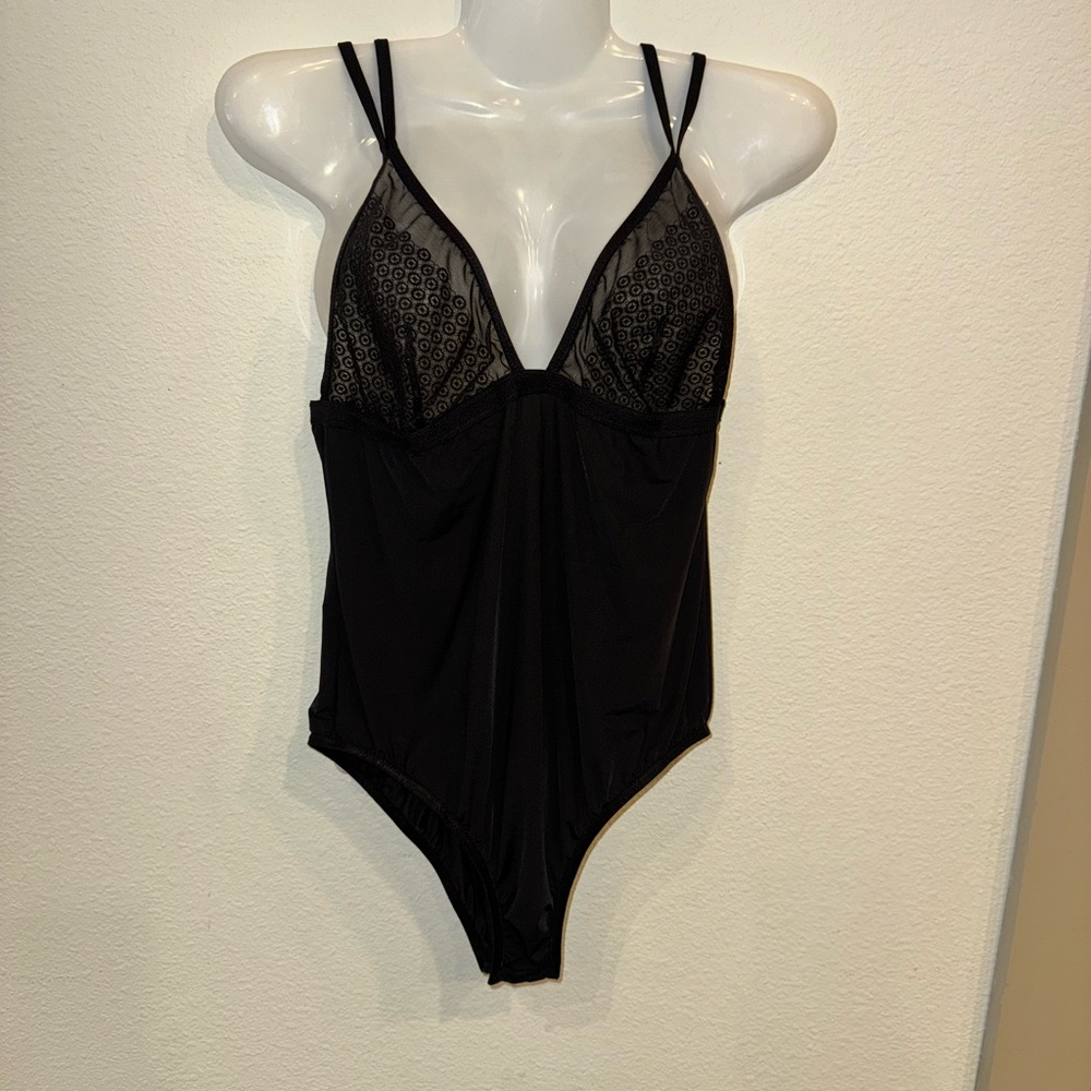 🖤❤️ Victoria’s Secret Strappy Black Lingerie Bodysuit Large